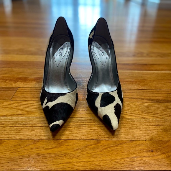Guess by Marciano black multi pony pump heels - Picture 5 of 7
